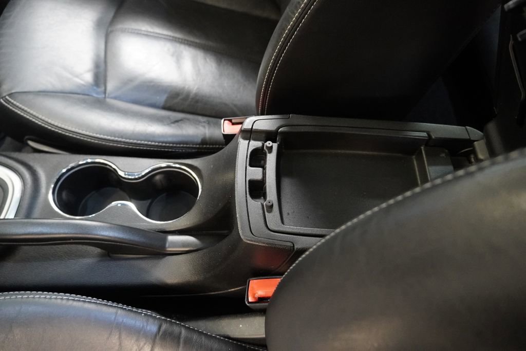Used 2012 Chrysler 200 Limited FWD image 24