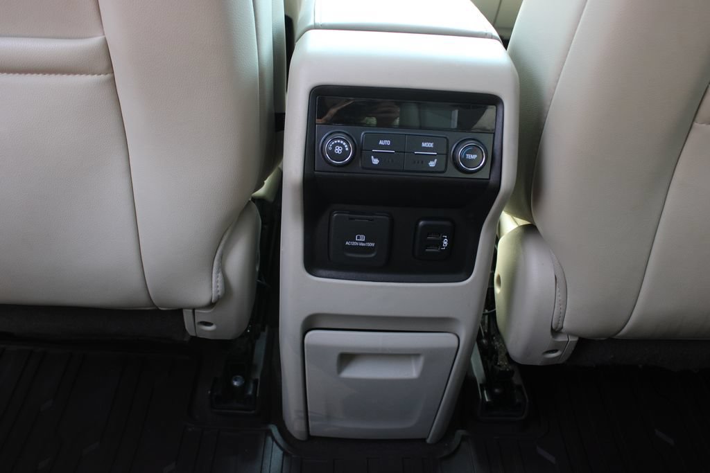 Certified 2018 GMC Acadia Denali w/ Technology Package AWD/4WD image 44