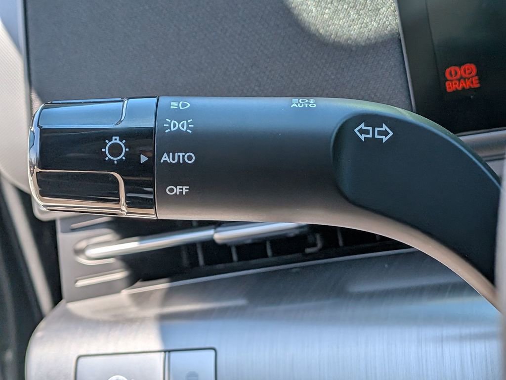 Certified 2024 Hyundai Kona SEL FWD image 18