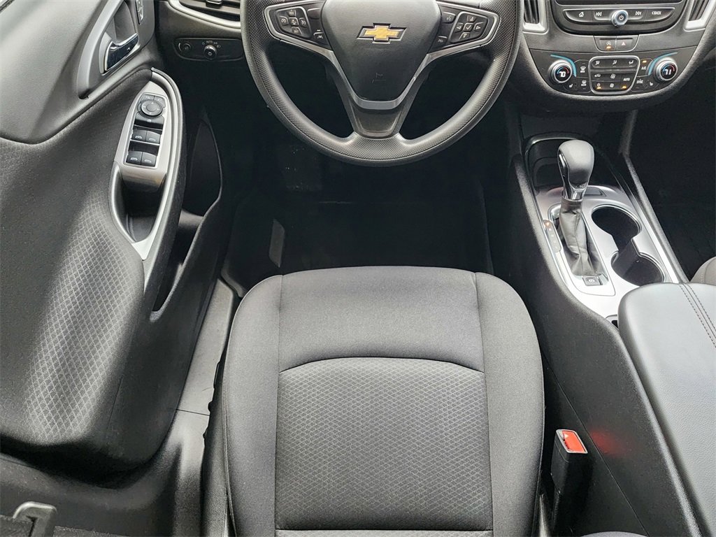 Used 2023 Chevrolet Malibu LT image 35