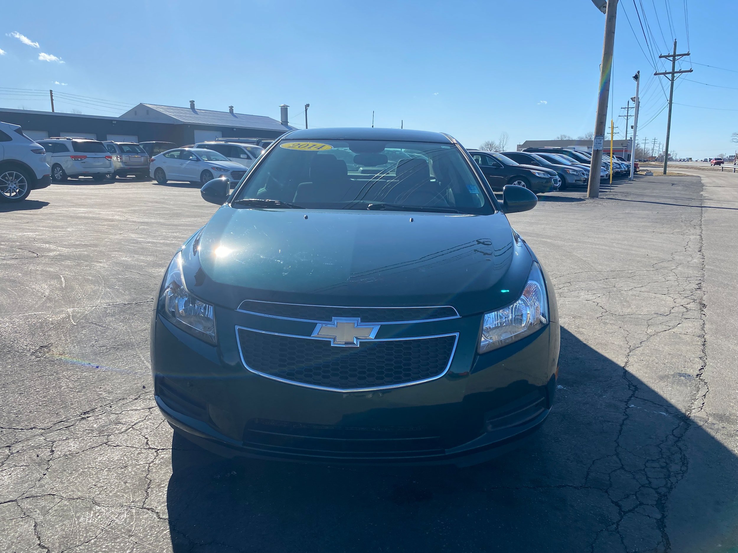 Used 2014 Chevrolet Cruze LT image 2