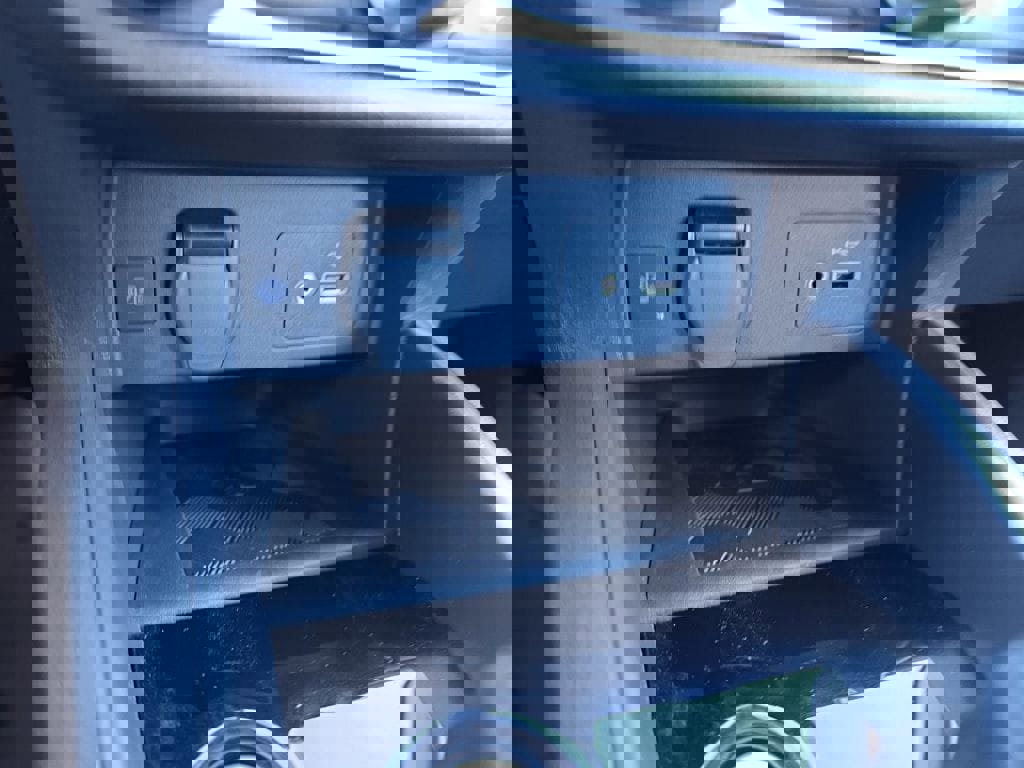 New 2025 Nissan Versa SV w/ Trunk Package image 25