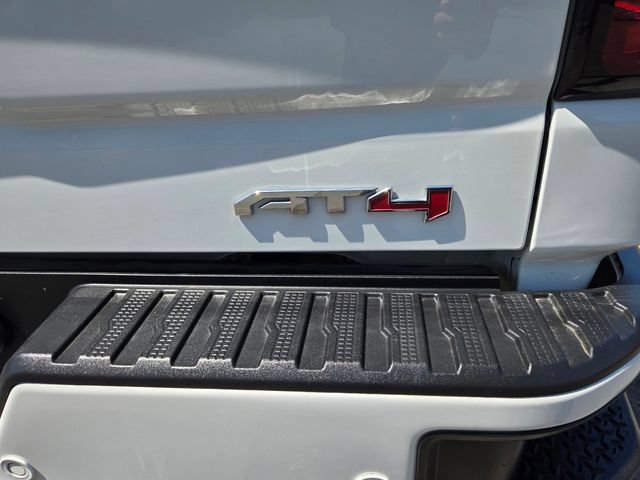 Used 2025 GMC Sierra 1500 AT4 AWD/4WD image 11