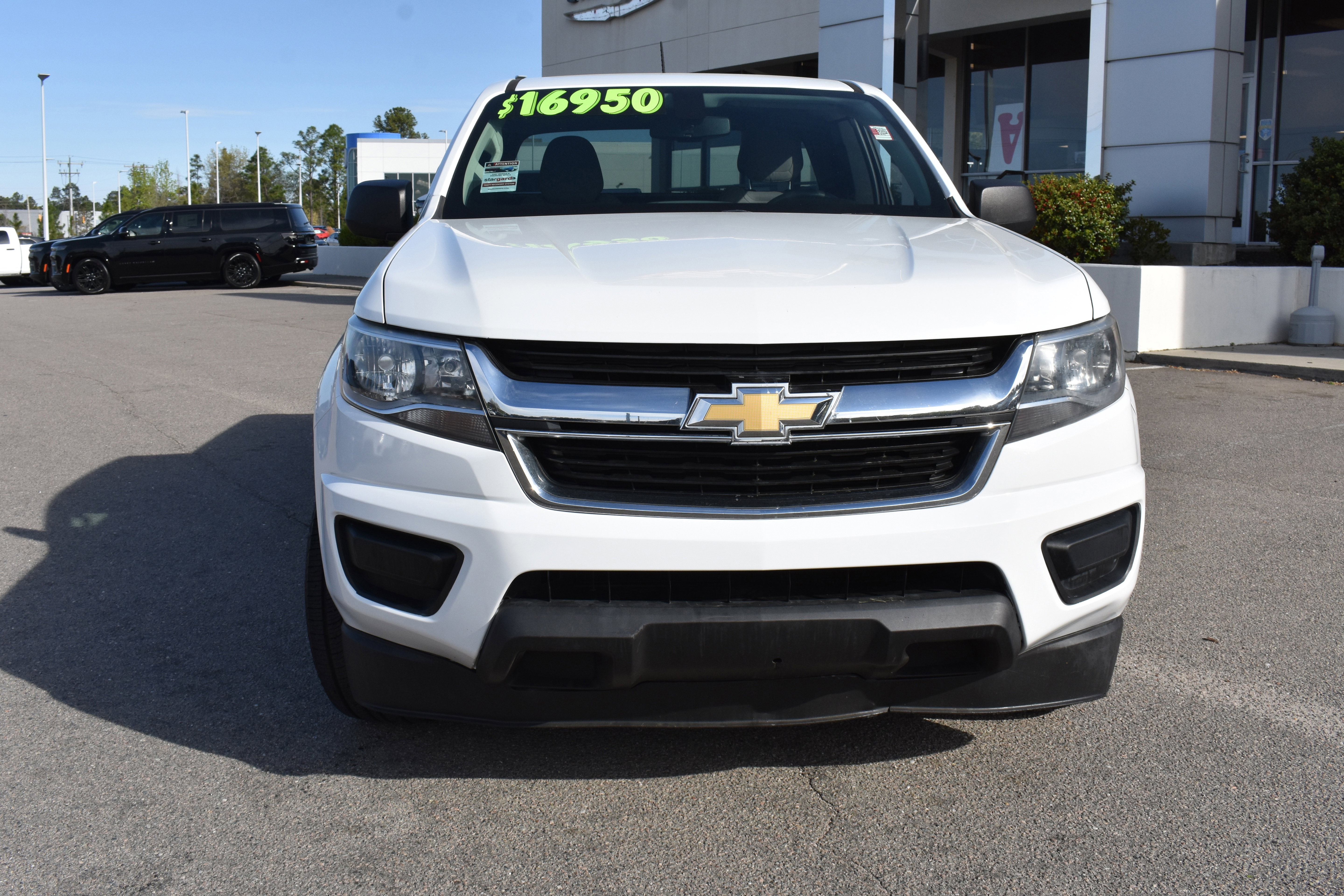 Used 2020 Chevrolet Colorado W/T image 3