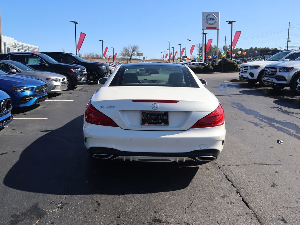 Used 2017 Mercedes-Benz SL 450 image 4