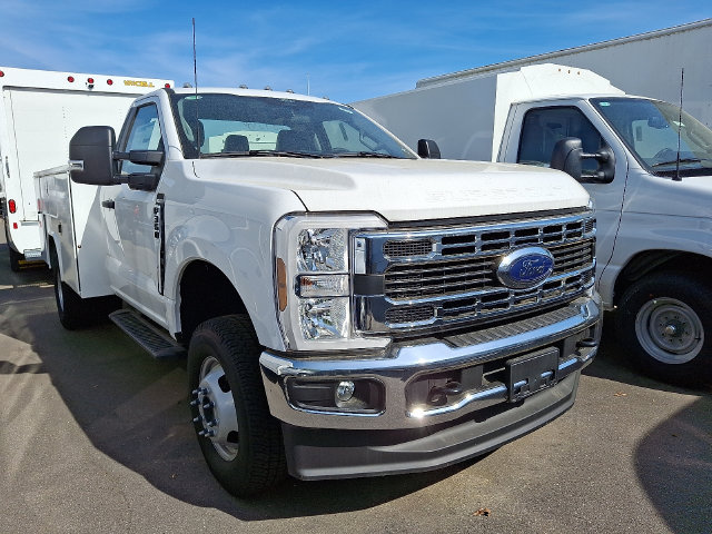 New 2024 Ford F350 XL w/ Snow Plow Prep Package AWD/4WD image 2