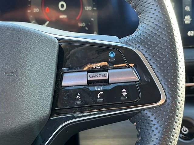 Used 2023 Nissan Ariya AWD image 18