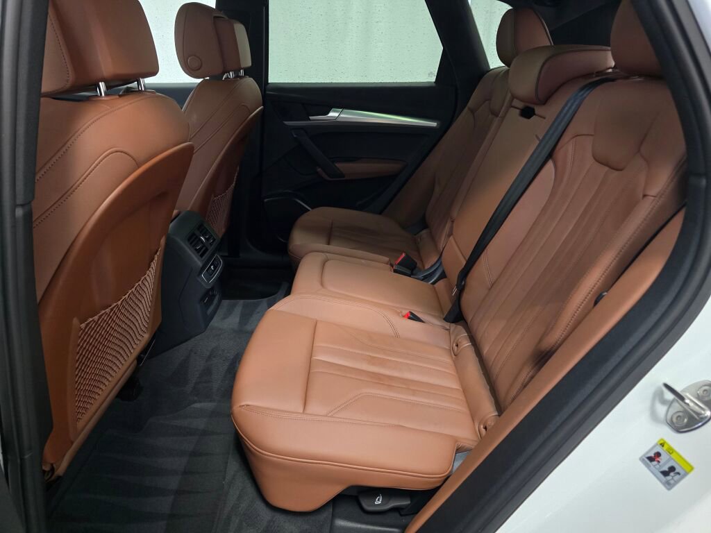 Certified 2025 Audi Q5 2.0T Premium w/ Convenience Plus Package image 20