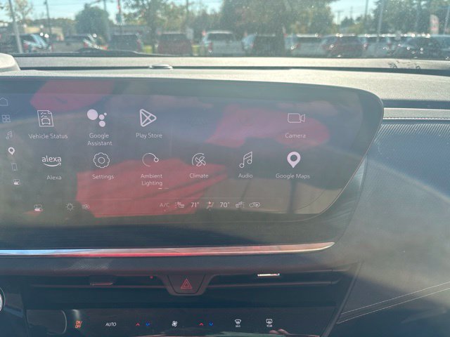 Used 2024 Buick Envision Preferred AWD/4WD image 11