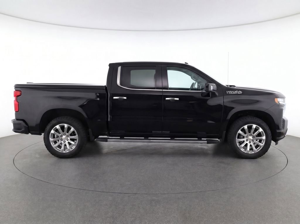 Used 2019 Chevrolet Silverado 1500 High Country w/ Technology Package AWD/4WD image 8