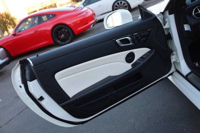 Used 2014 Mercedes-Benz SLK 55 AMG image 22