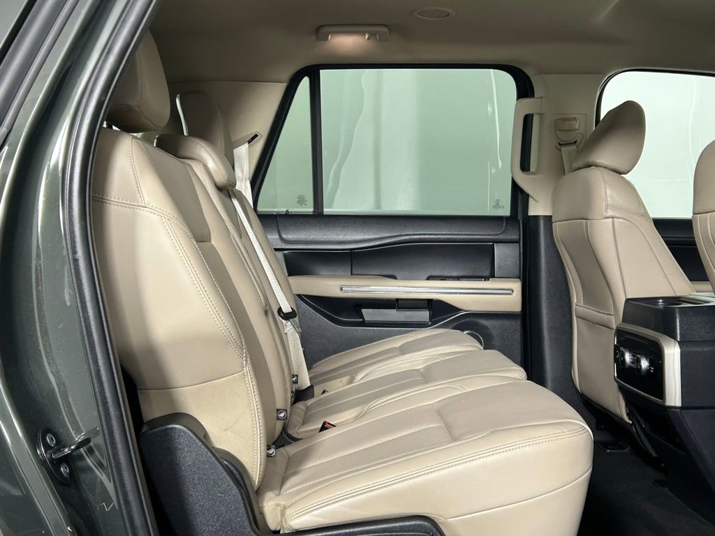 Used 2022 Ford Expedition Max XLT AWD/4WD image 13