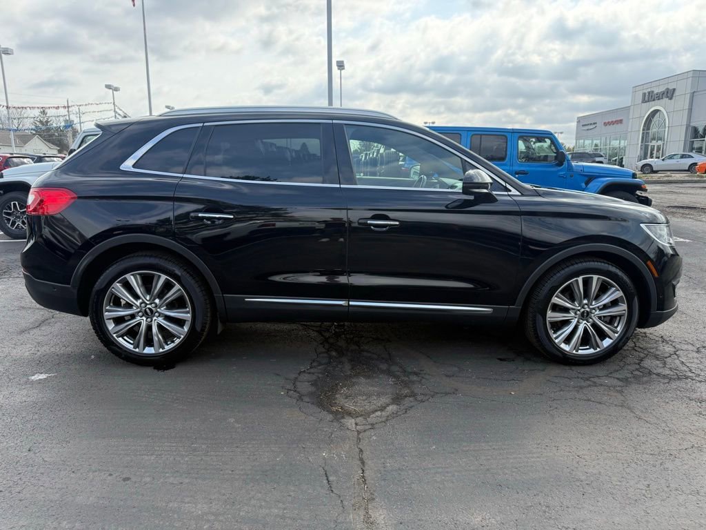 Used 2018 Lincoln MKX Reserve w/ Driver Assistance Package image 2