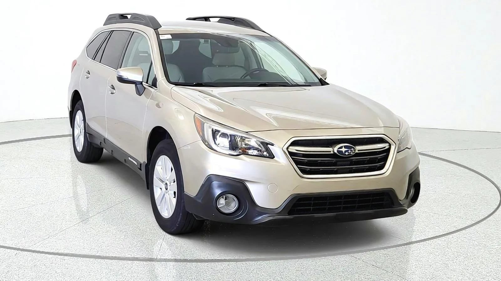 Used 2018 Subaru Outback 2.5i Premium AWD/4WD image 2