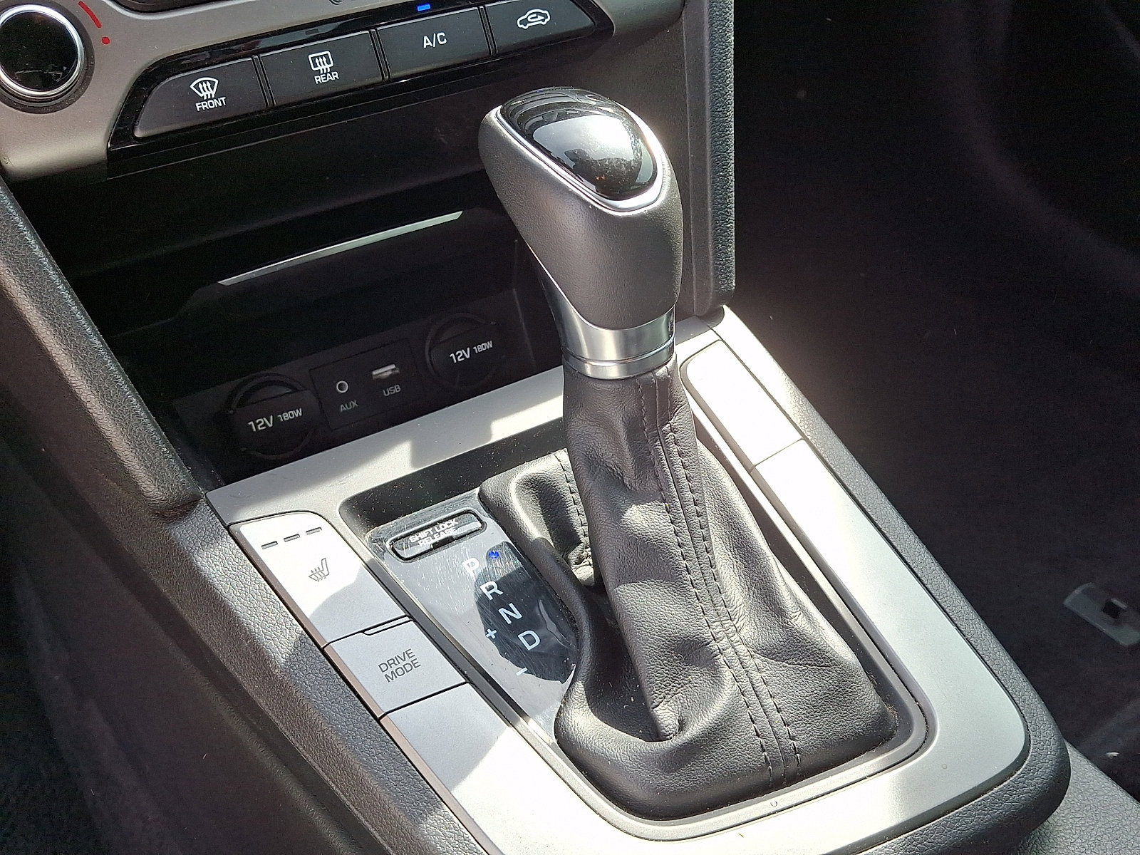 Used 2017 Hyundai Elantra Limited FWD image 22