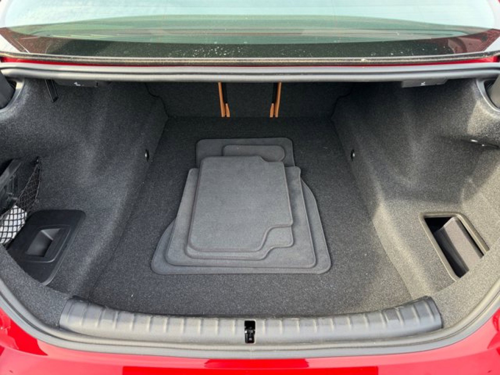 Used 2022 BMW 530i xDrive w/ M Sport Package image 19