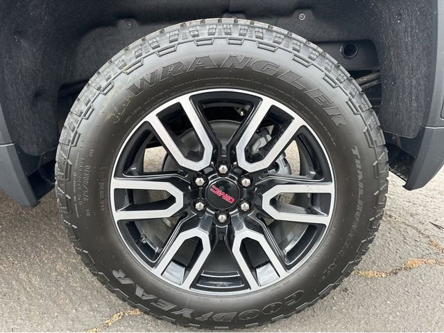New 2026 GMC Sierra 1500 AT4 w/ AT4 Premium Package AWD/4WD image 4