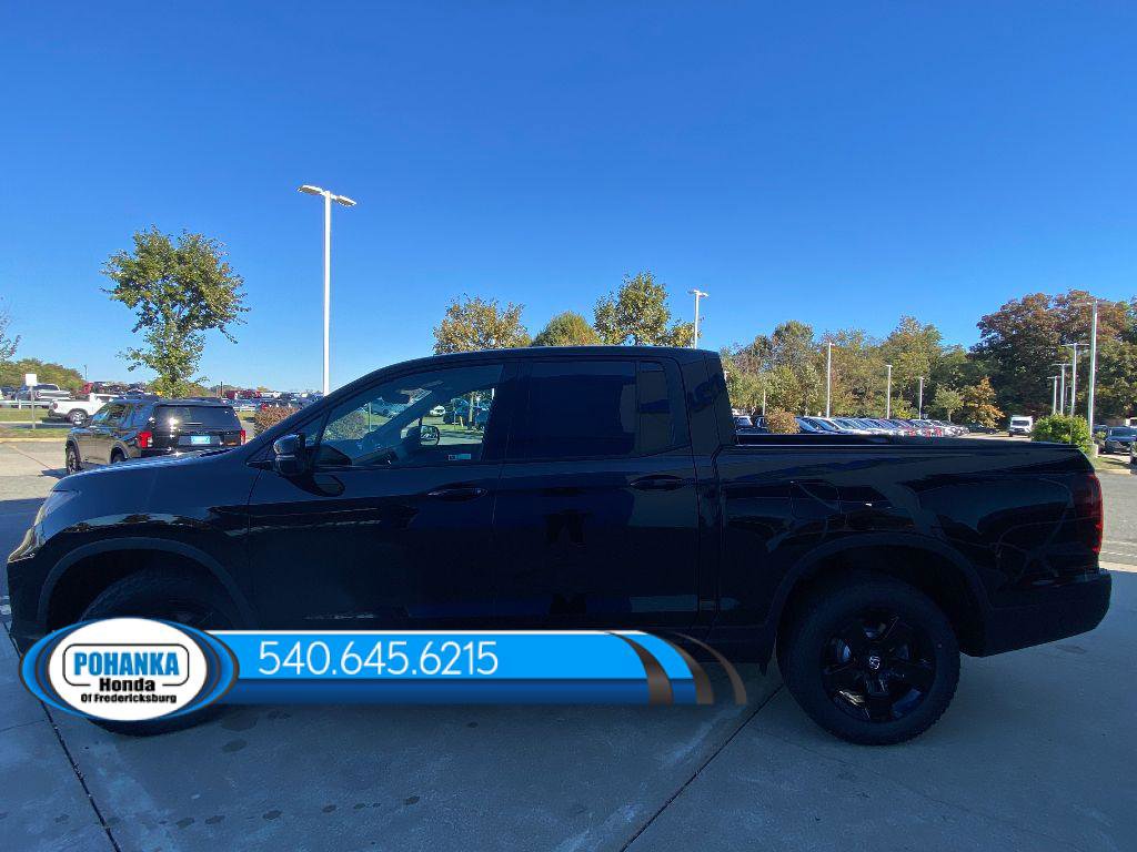 New 2026 Honda Ridgeline Black Edition image 2