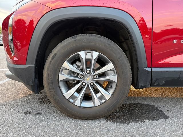Used 2026 Chevrolet Equinox LT w/ Convenience Package II AWD/4WD image 11