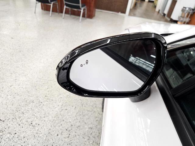 Used 2023 Kia K5 GT-Line image 38