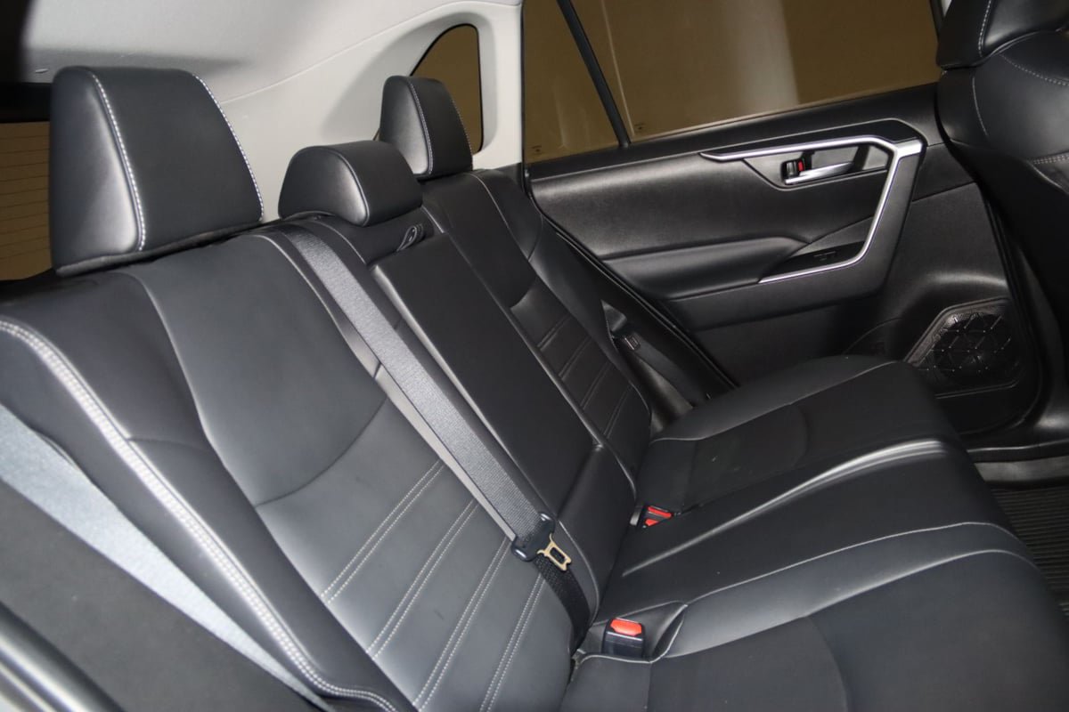 Used 2022 Toyota RAV4 XLE Premium AWD/4WD image 61