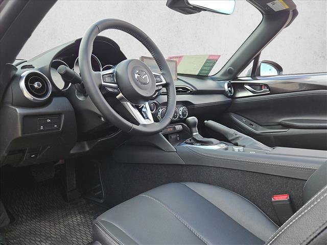 Used 2026 MAZDA MX-5 Miata RF Grand Touring w/ Appearance Package RWD image 9
