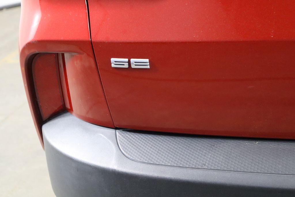 Used 2022 Ford Escape SE w/ SE Sport Appearance Package FWD image 41
