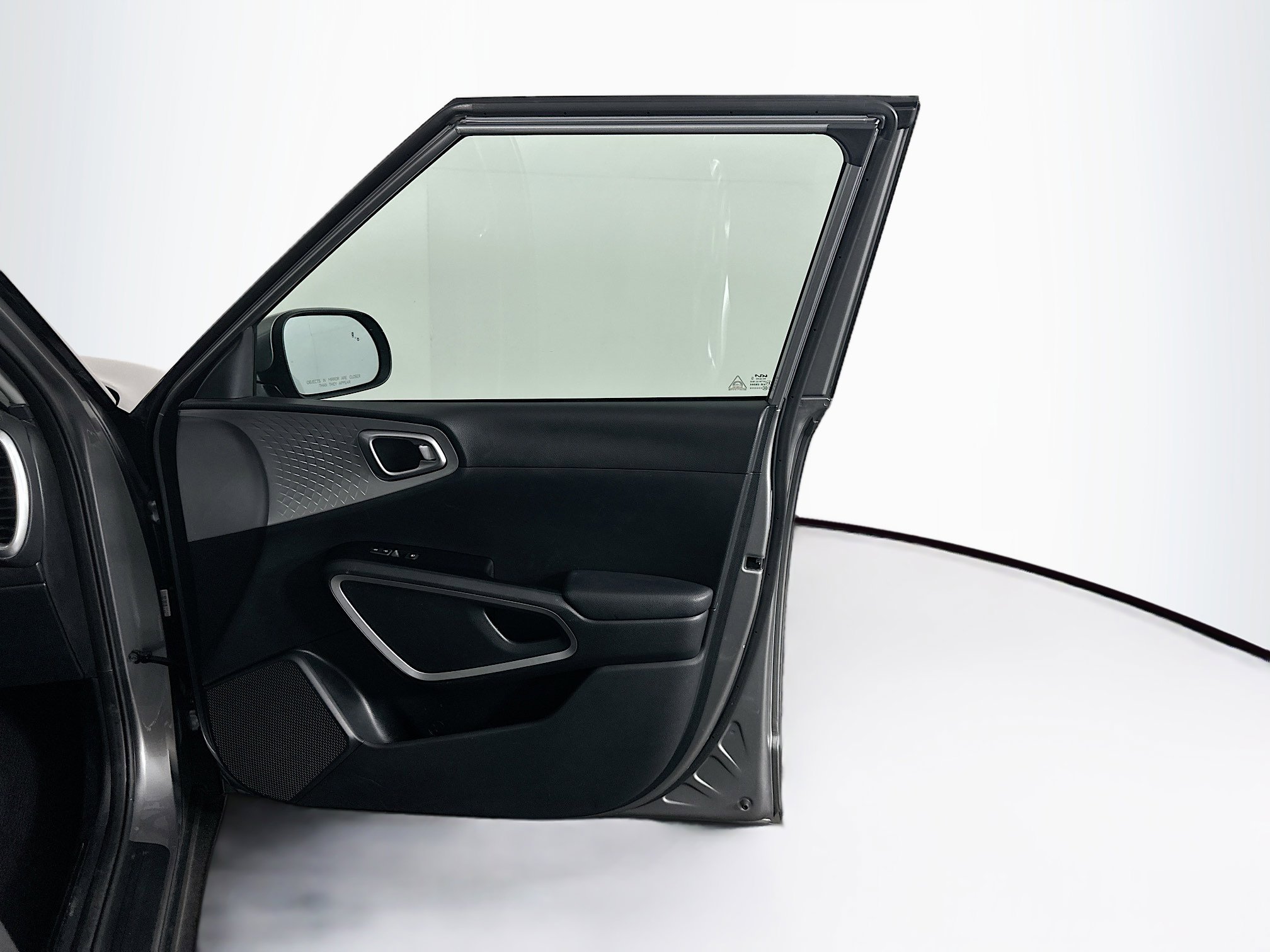 Used 2025 Kia Soul LX w/ LX Technology Package image 30