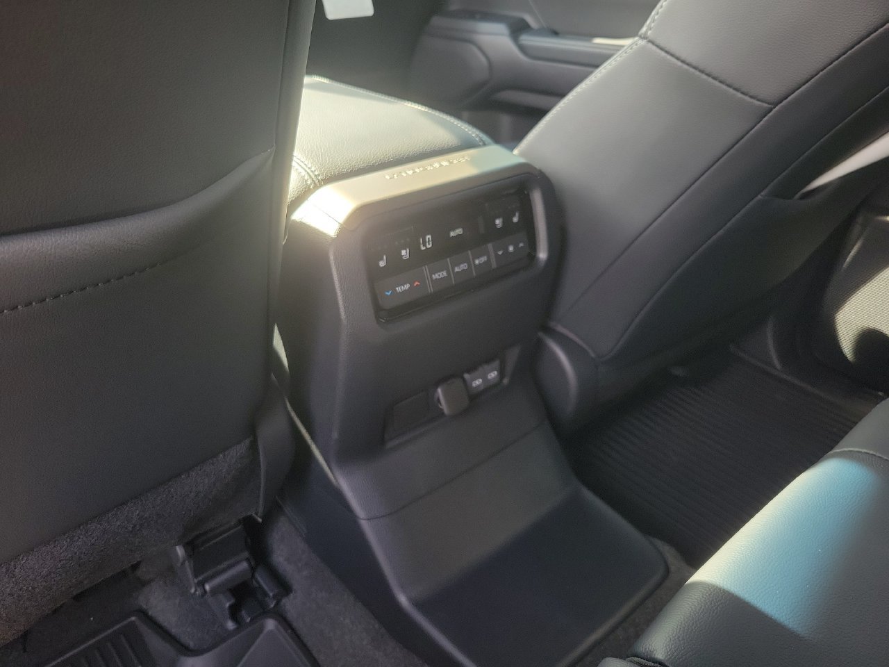 New 2027 Toyota Land Cruiser AWD/4WD image 12