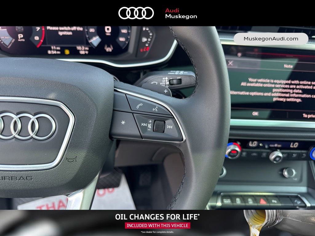 New 2025 Audi Q3 2.0T Premium image 17
