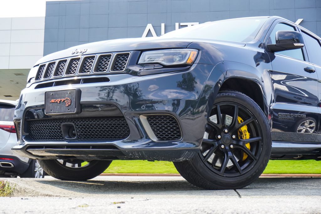 Used 2018 Jeep Grand Cherokee Trackhawk AWD/4WD image 2