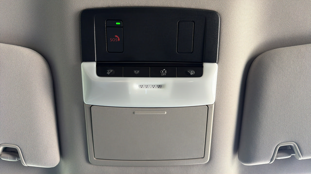 Used 2025 Nissan Pathfinder SV AWD/4WD image 24