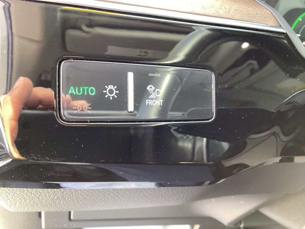 Used 2019 Audi e-tron Prestige w/ Prestige Package image 25