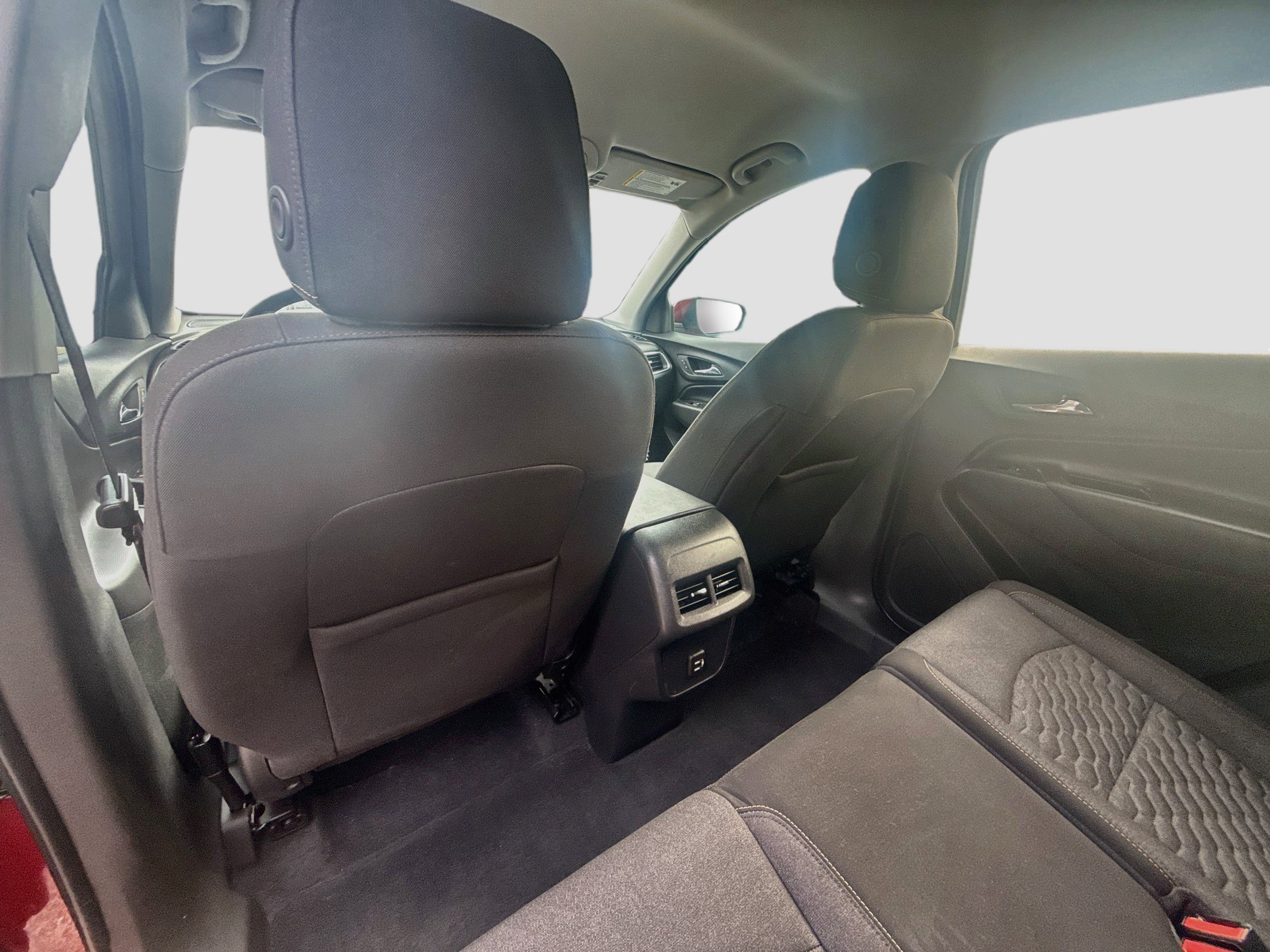 Used 2020 Chevrolet Equinox LT FWD image 22