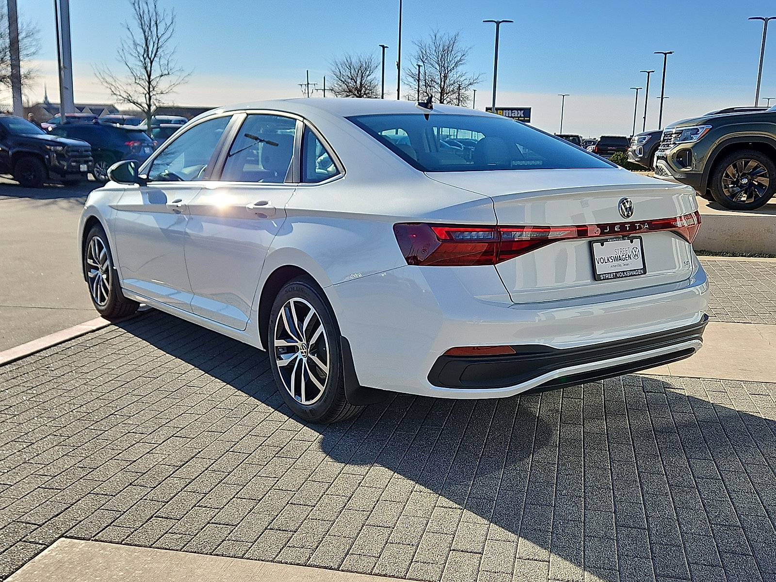 New 2026 Volkswagen Jetta SE image 2