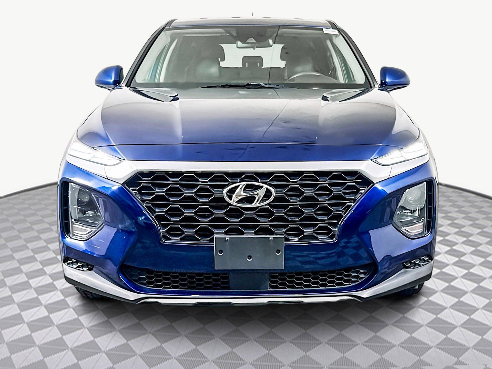 Used 2019 Hyundai Santa Fe SE image 2