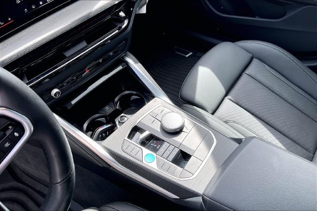 Used 2025 BMW i4 eDrive40 w/ M Sport Package RWD image 18
