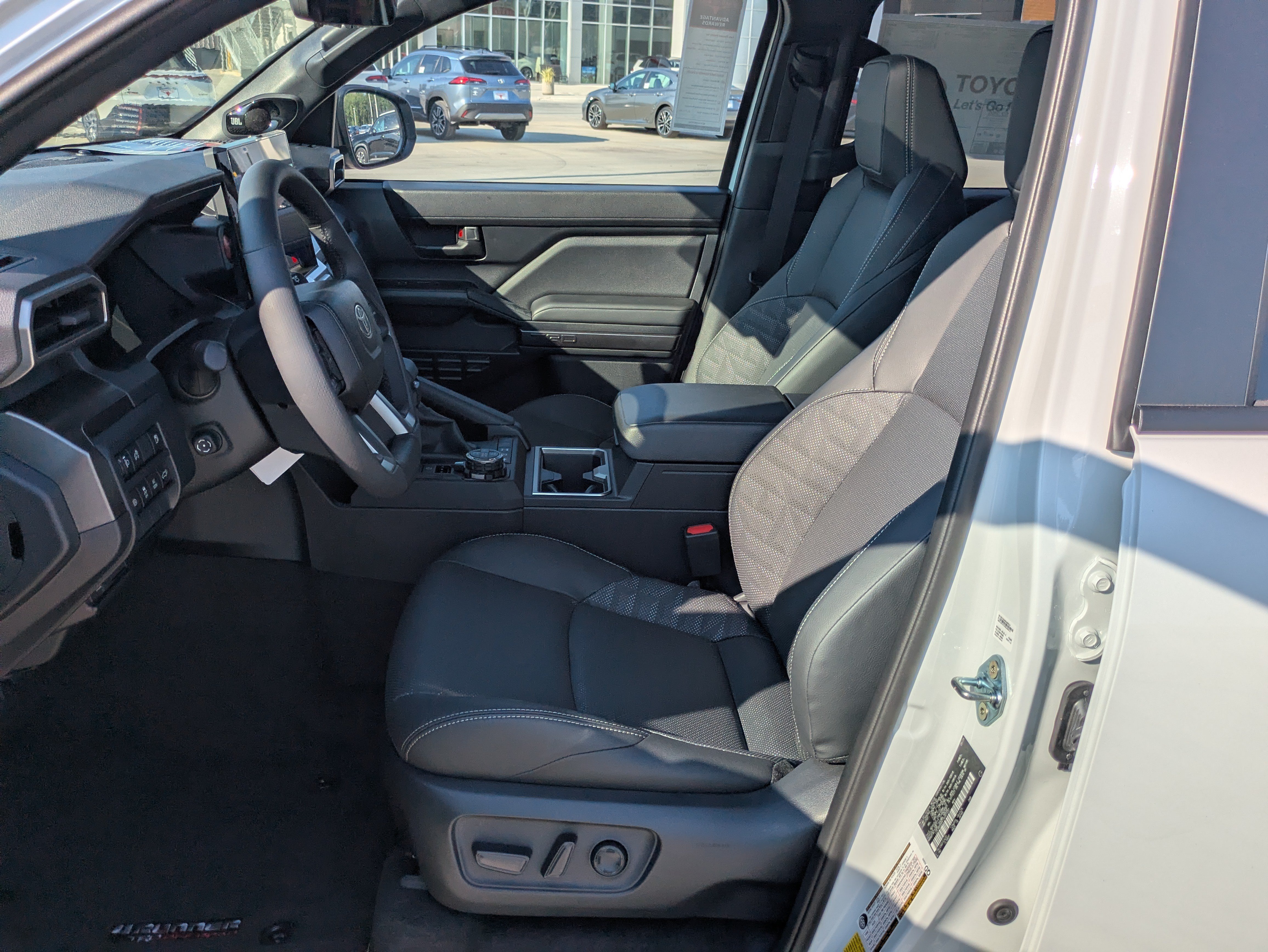 New 2026 Toyota 4Runner TRD Off-Road Premium AWD/4WD image 10