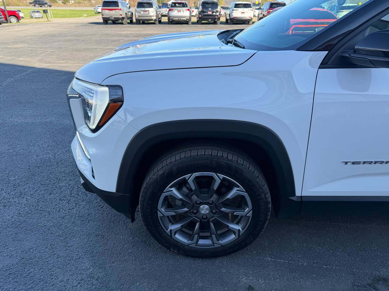 Used 2026 GMC Terrain Elevation w/ Elevation Premium Package image 12