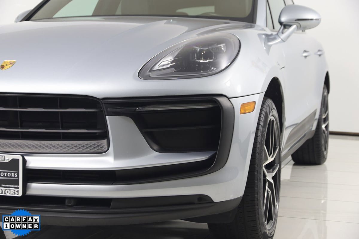 Used 2022 Porsche Macan image 65