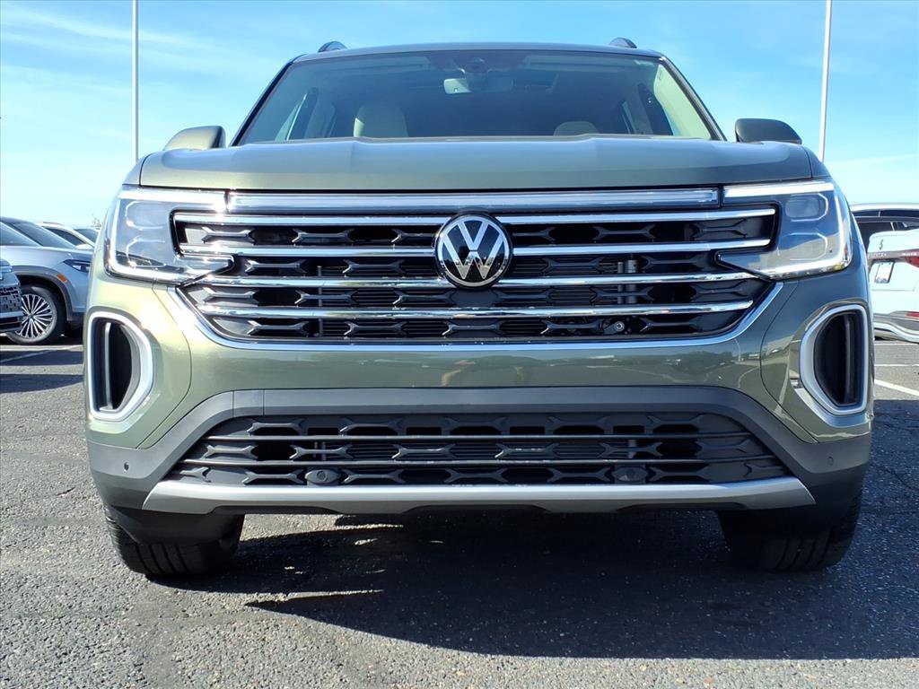 New 2026 Volkswagen Atlas SE image 2