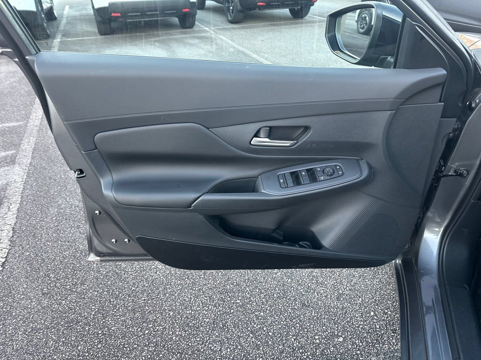 New 2026 Nissan Sentra SV w/ SV Convenience Package FWD image 10