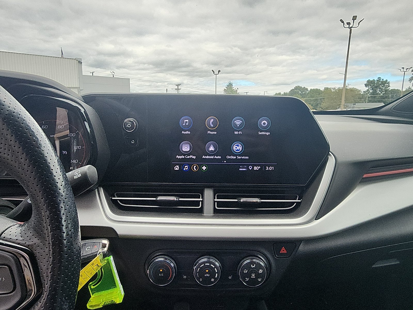 Used 2024 Chevrolet Trax RS FWD image 14