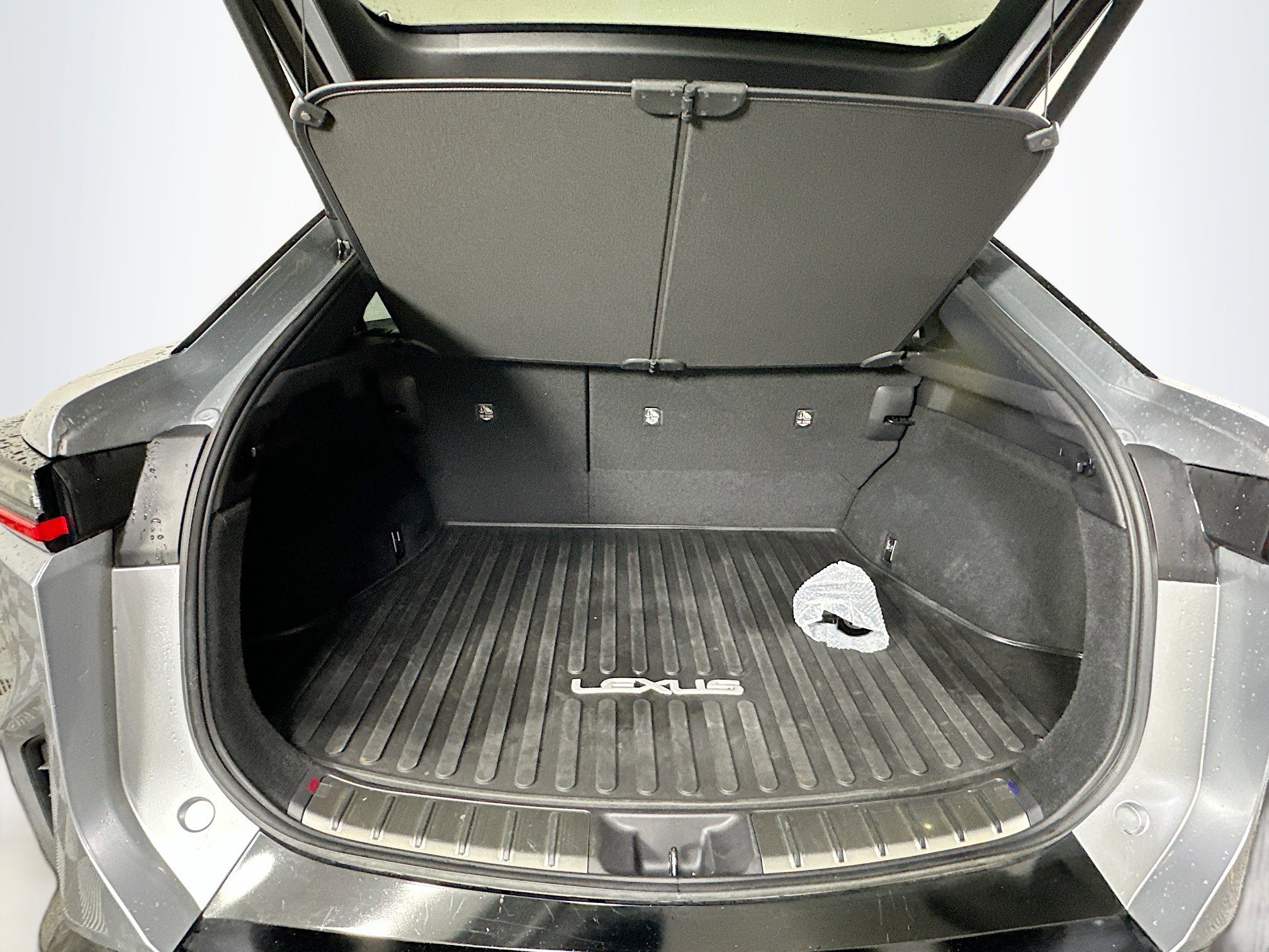 Used 2023 Lexus RZ 450e Premium w/ Technology Package image 29