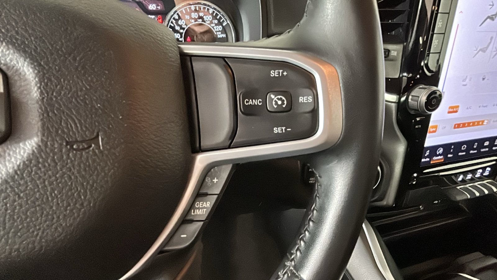 Used 2023 RAM 1500 Big Horn AWD/4WD image 21