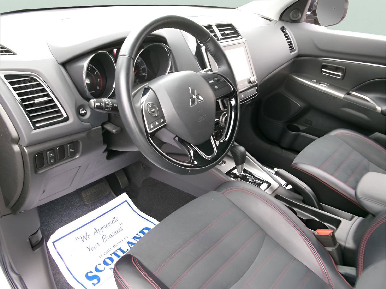 Used 2025 Mitsubishi Outlander Sport ES AWD/4WD image 13