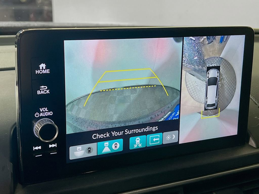 Used 2024 Honda Pilot Elite image 13