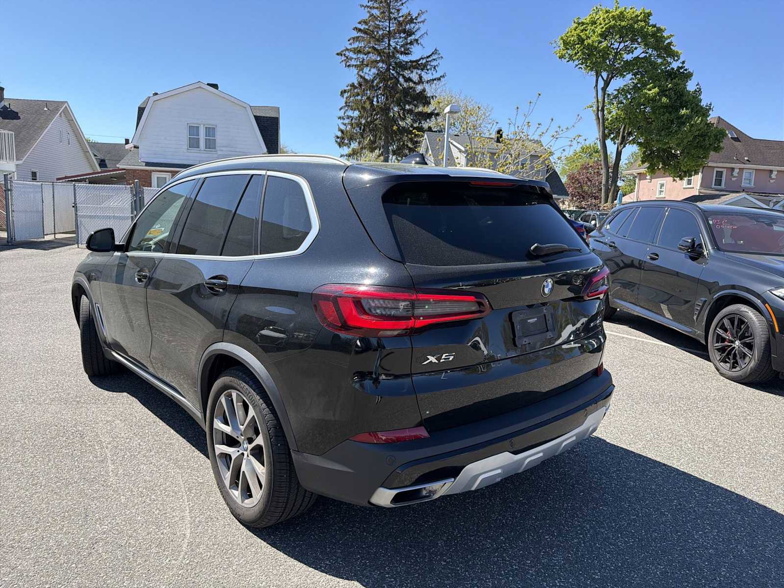 Used 2021 BMW X5 xDrive40i w/ Premium Package AWD/4WD image 9