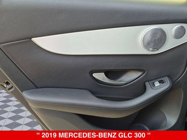 Used 2019 Mercedes-Benz GLC 300 4MATIC image 29