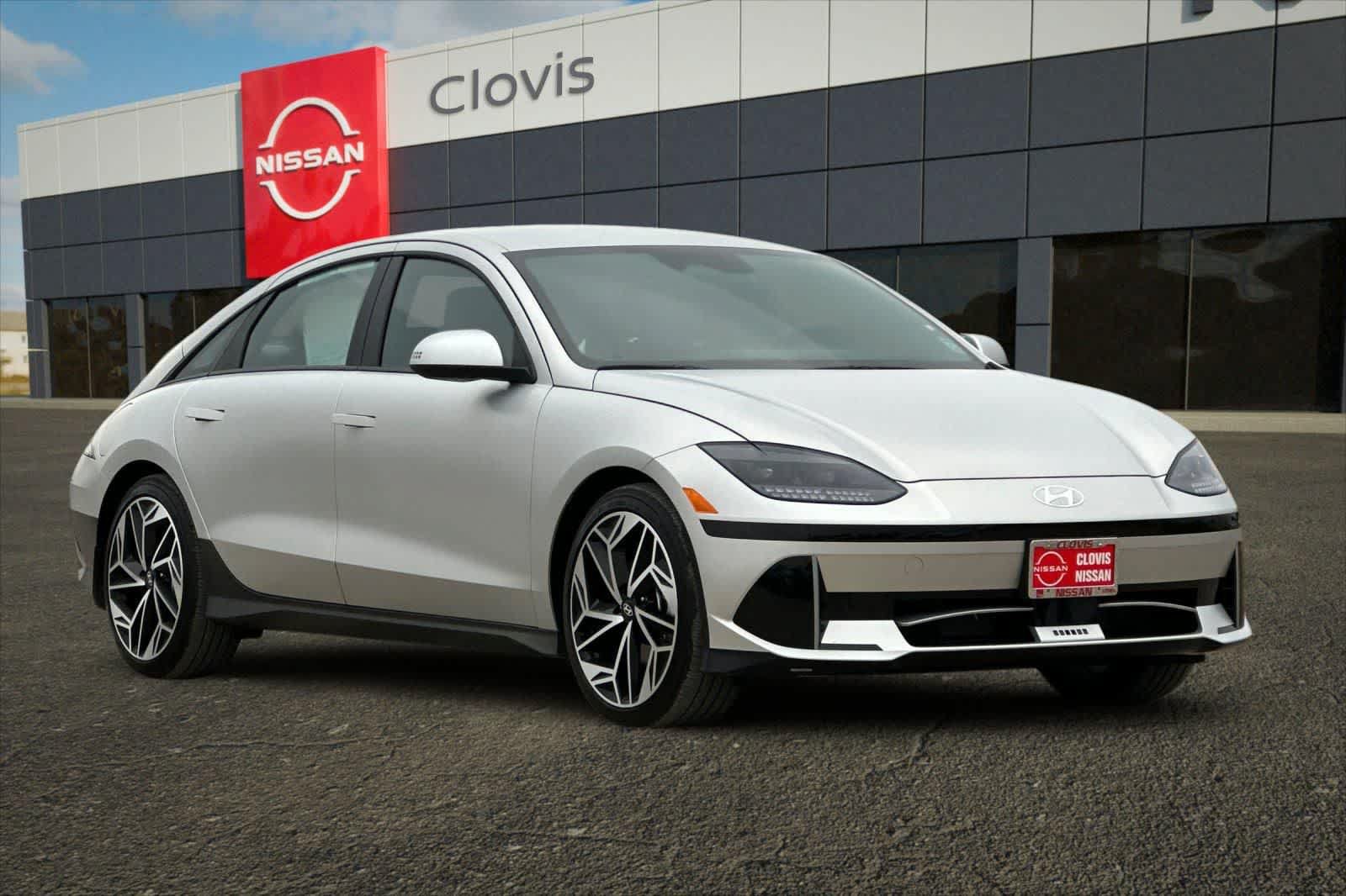 Used 2023 Hyundai Ioniq 6 SEL AWD/4WD image 10